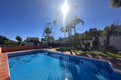 4c01d7bd4b7d2d50de4a06c16a84fcc7 - 9