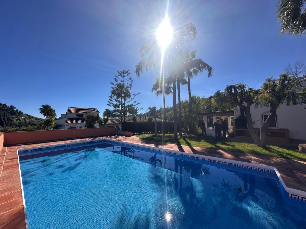 4c01d7bd4b7d2d50de4a06c16a84fcc7 - 9