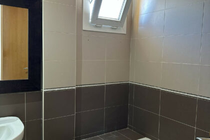 4c1946290b2389ace51663866731f06f - 12