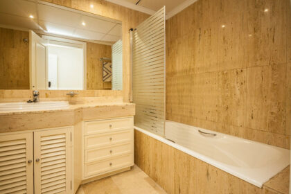 4c9e005635439b6f40d823e5c7fb0bac - 7