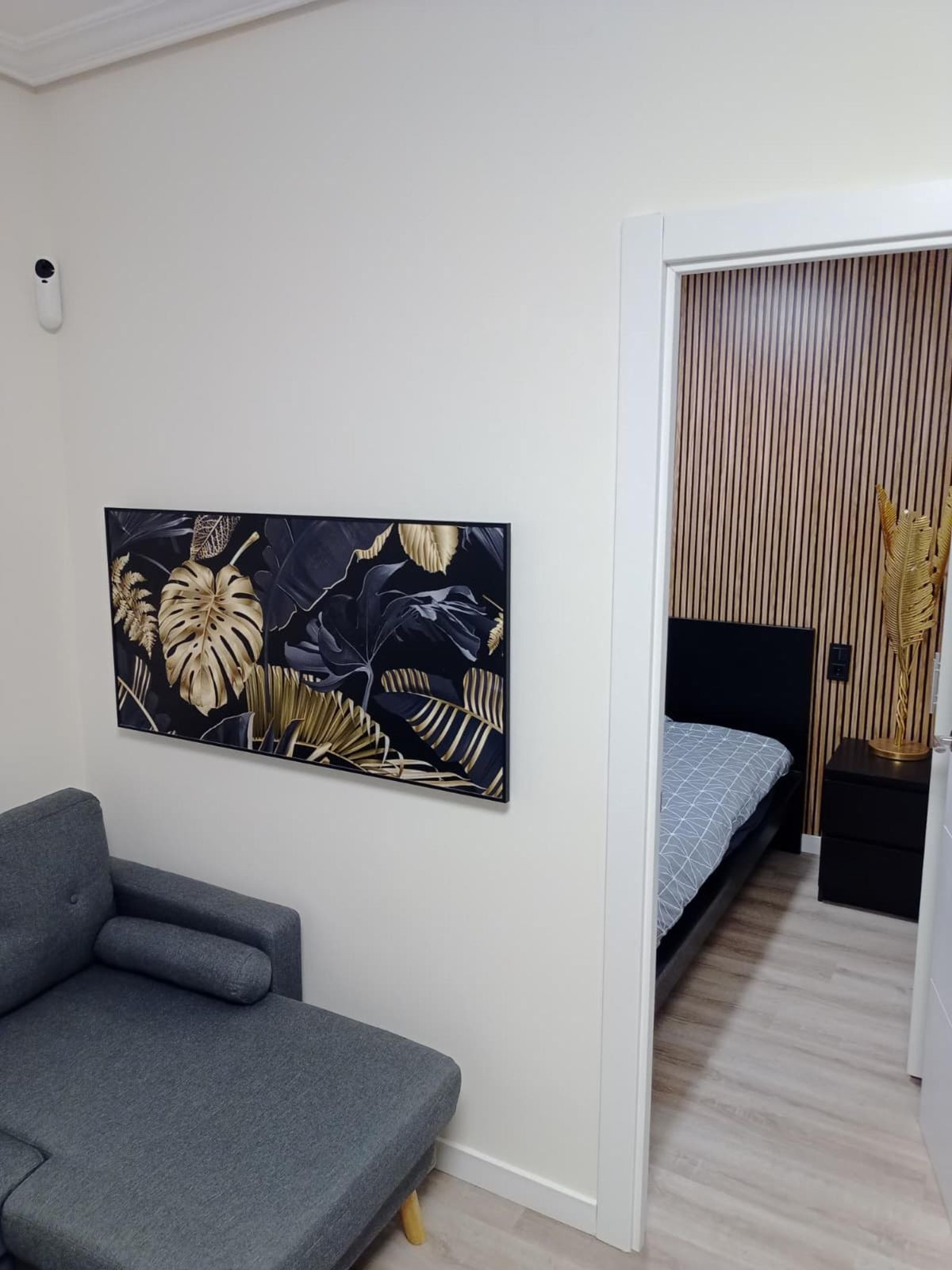 4cd2722903cdee3de1b9fad94c248e7d - 4