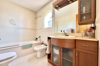 4cf699cdbca23324606e0e85bb1ab143 - 22