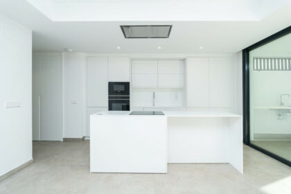 4de7c1505b04a11fb843601a543f69d0 - 3