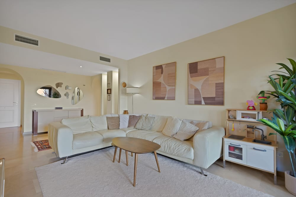 4e0d034a1d9eb43460ceec8bbd4412a6 - 4