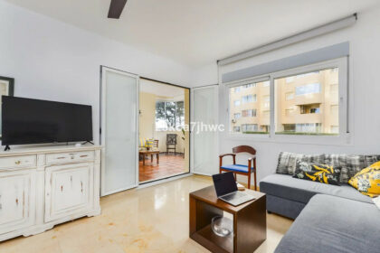 4e33b417a6b1646ecddcf10f559cf09f - 4