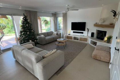 4e912789209f78a19b326acce926a934 - 12