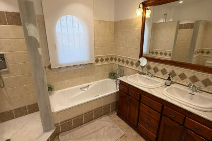 4e912789209f78a19b326acce926a934 - 31