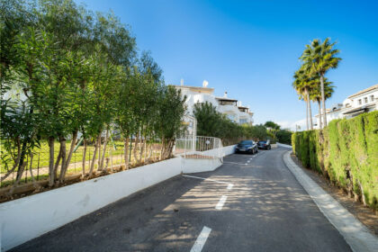 4fefb69b9da67a4a8c2959688e8e48e3 - 34