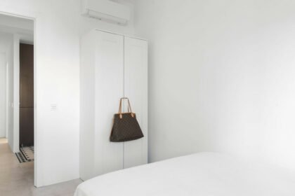 50199880250f81763321da325be441b3 - 24