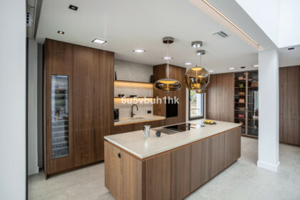 50930bca6ac3afea082052f7e295805b - 10