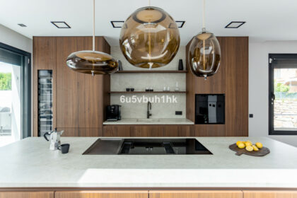 50930bca6ac3afea082052f7e295805b - 12