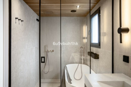 50930bca6ac3afea082052f7e295805b - 24