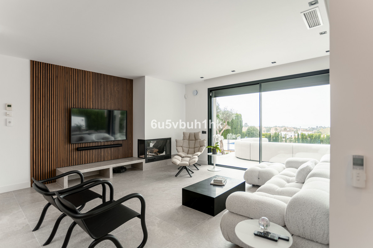 50930bca6ac3afea082052f7e295805b - 7