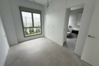 522523cc74f8e56306eb3bd015e7ca0d - 13