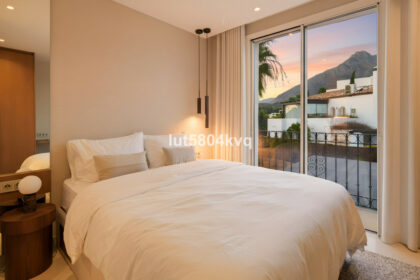 523785a9ffc6143f5286ad647bc5a83d - 11