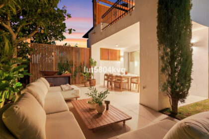 523785a9ffc6143f5286ad647bc5a83d - 27