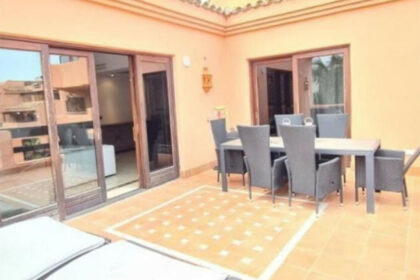 5240f8f9e9e8e6b65fd79d761f4ee33f - 5