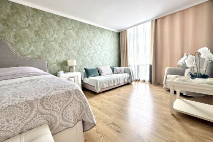 525f8549ea103f5aa865031308f3d7ec - 15