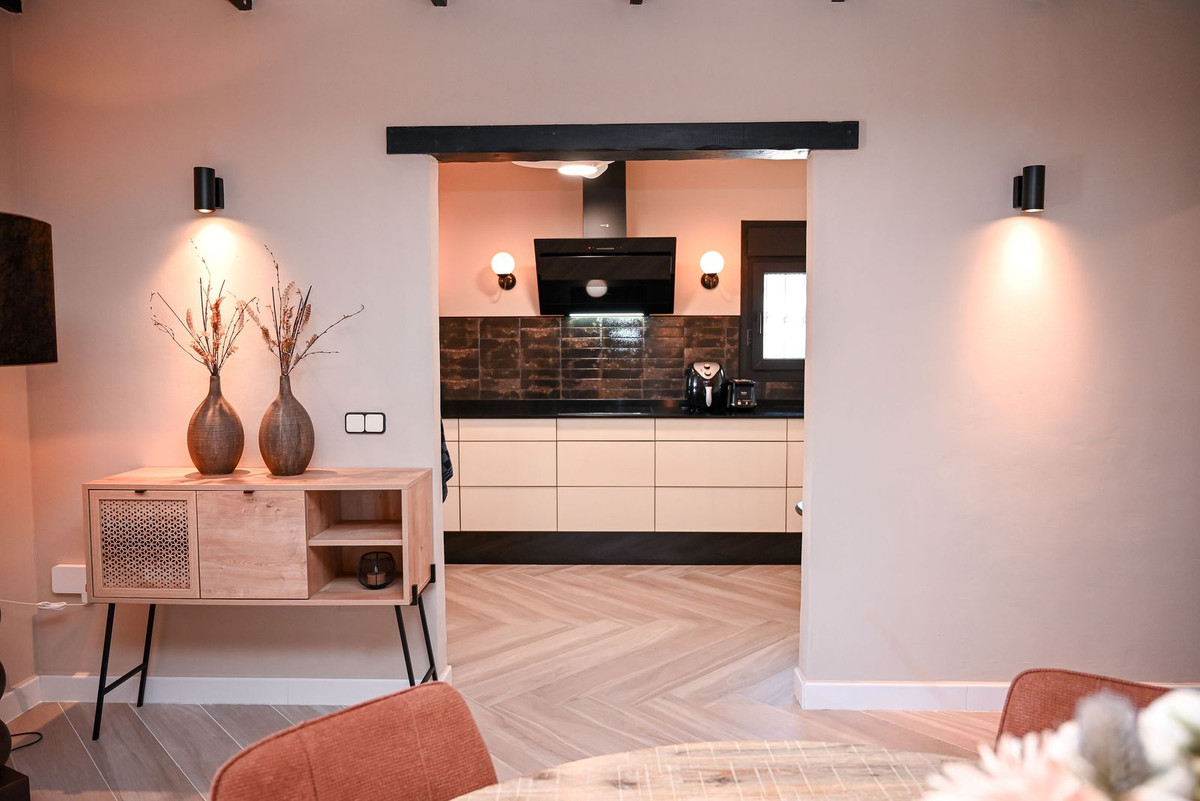 52c86a93048f9f827314bdbc19e3a3a2 - 12