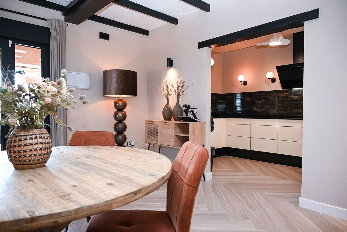 52c86a93048f9f827314bdbc19e3a3a2 - 18