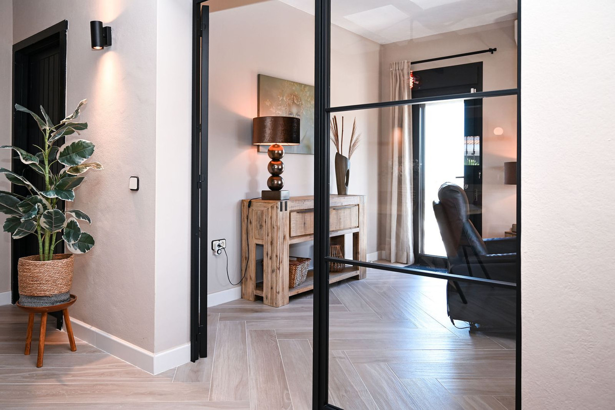 52c86a93048f9f827314bdbc19e3a3a2 - 33