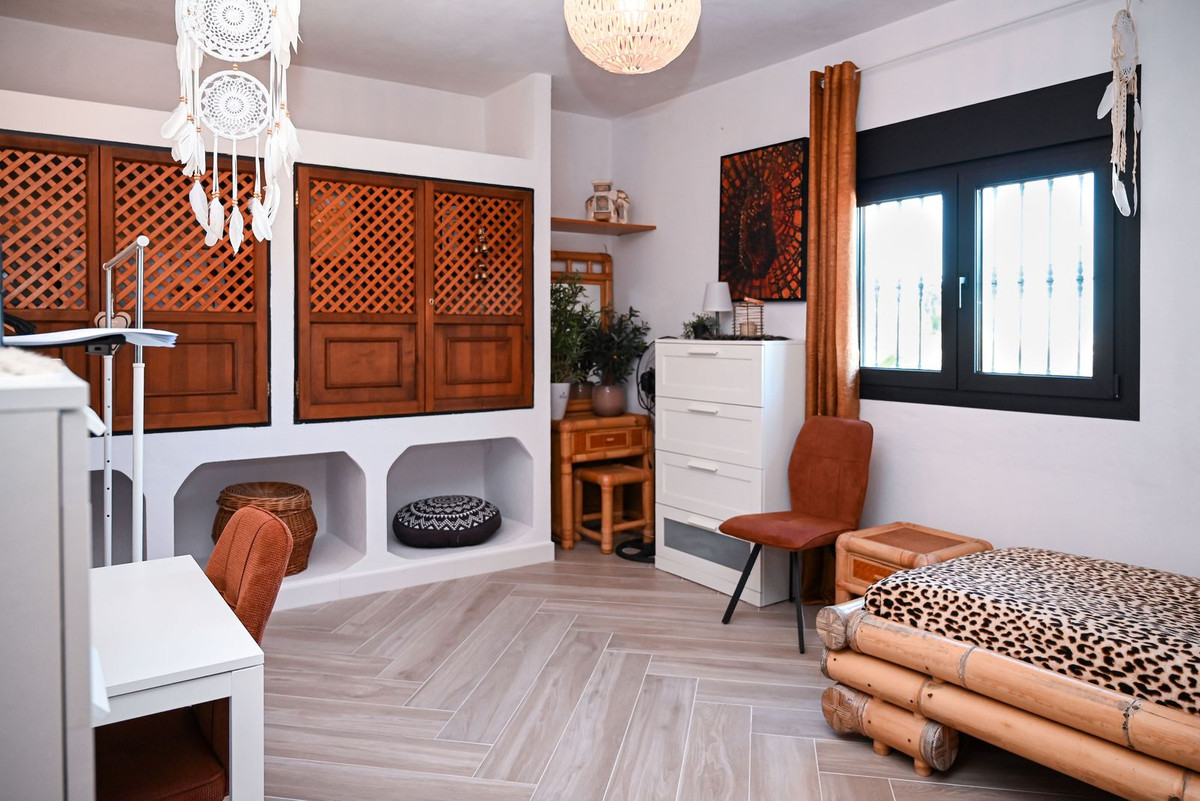 52c86a93048f9f827314bdbc19e3a3a2 - 43