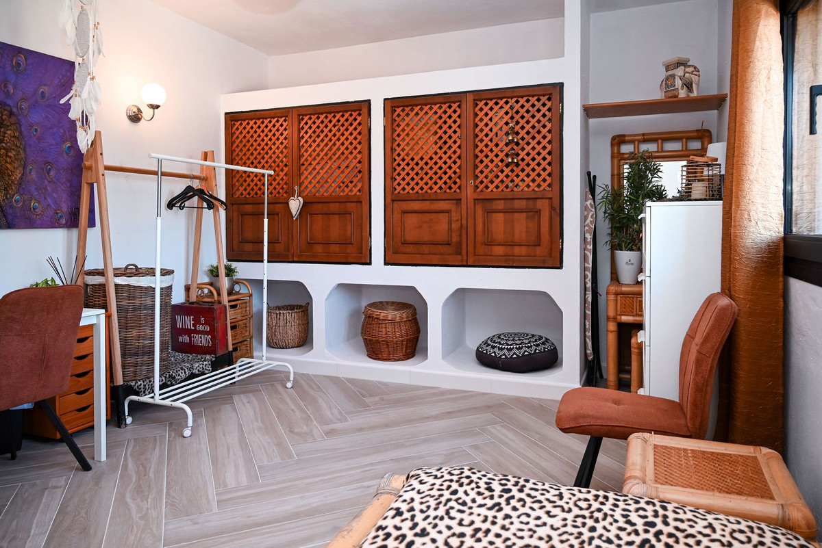 52c86a93048f9f827314bdbc19e3a3a2 - 46