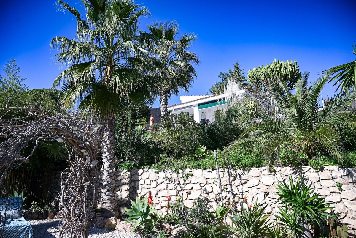 52c86a93048f9f827314bdbc19e3a3a2 - 67