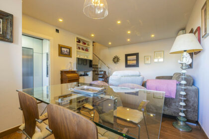 559886751c67b8c55180c9efb739b012 - 7