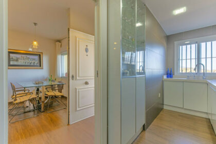 559886751c67b8c55180c9efb739b012 - 9