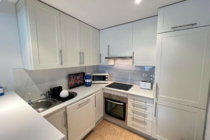 5726d1d3d4716436068fcff0a11fb5e2 - 13