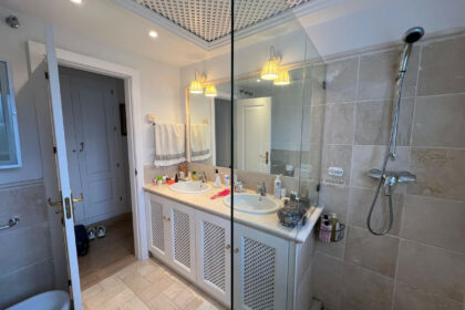 5726d1d3d4716436068fcff0a11fb5e2 - 17