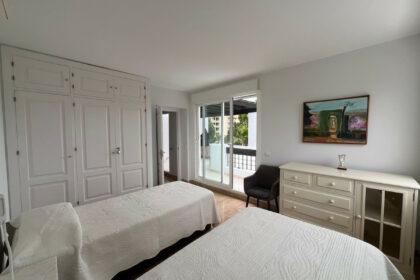 5726d1d3d4716436068fcff0a11fb5e2 - 9