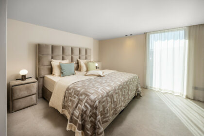 5787cd940d0a47b4dfa30edc8d9a9271 - 19