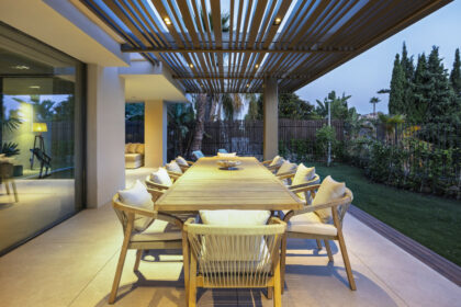 5787cd940d0a47b4dfa30edc8d9a9271 - 44