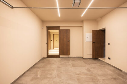 5787cd940d0a47b4dfa30edc8d9a9271 - 56