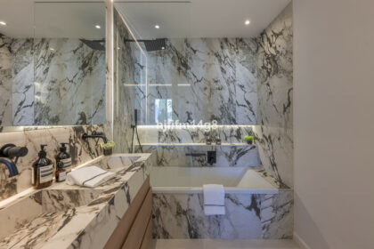 57beecc0a9022fe4ca784f403ee4bb49 - 15