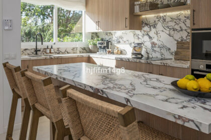 57beecc0a9022fe4ca784f403ee4bb49 - 25