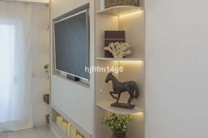 57beecc0a9022fe4ca784f403ee4bb49 - 27