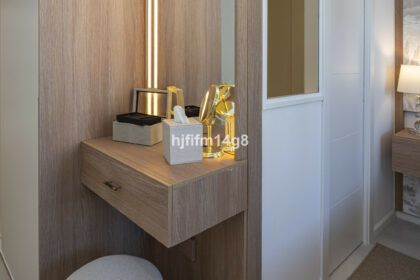 57beecc0a9022fe4ca784f403ee4bb49 - 28