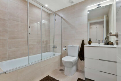 581383aef87a7907719a4c8c230c83d8 - 20