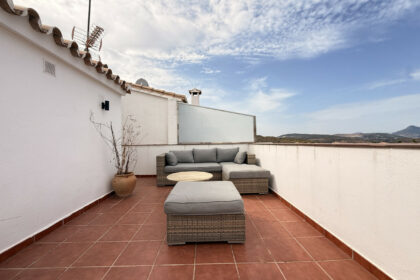 58ddb00424467e53acbd326eee124bff - 33