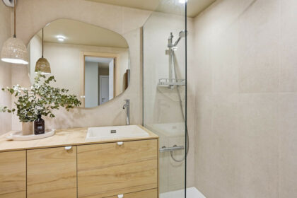 5a1a3830f1fe26eec19ffd6bf0b893b7 - 24