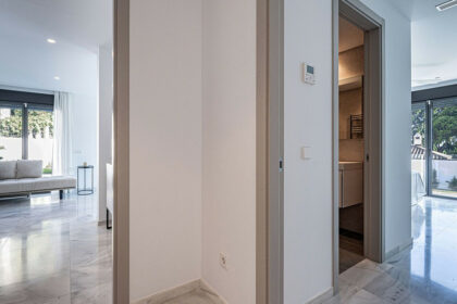 5a30e72be7d74b1057aecfcde34a8a60 - 27