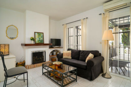 5b0cb90219ae74fed59574e2a2bd9b5f - 4