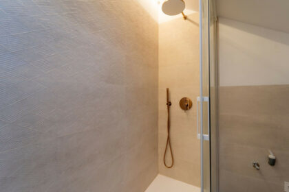 5ba7860d9c683e2c7160b185a4ca6db7 - 21