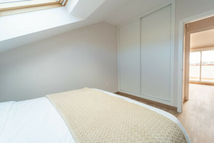 5ba7860d9c683e2c7160b185a4ca6db7 - 24