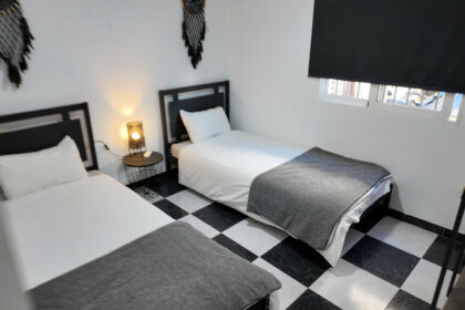 5c082c5e4d63cd6da1434a754a3c5b31 - 10