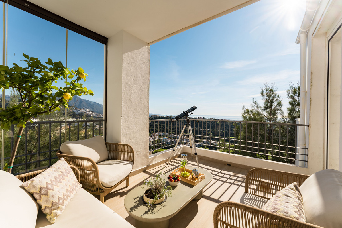 5c94323fdd3a88f479578587a0e5b63a - 13