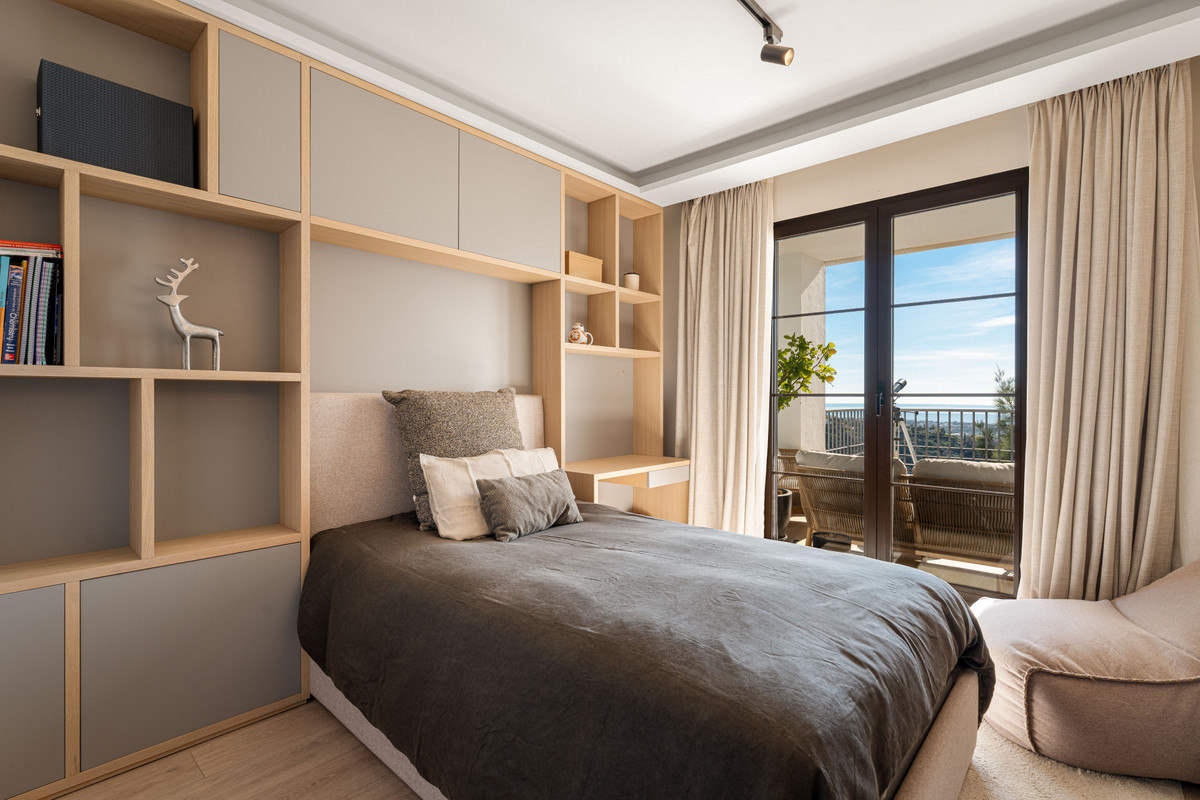 5c94323fdd3a88f479578587a0e5b63a - 19